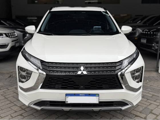 MITSUBISHI ECLIPSE CROSS 1.5 MIVEC TURBO GASOLINA HPE CVT MITSUBISHI ECLIPSE CROSS 1.5 MIVEC TURBO GASOLINA HPE CVT